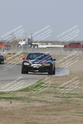 media/Oct-25-2025-CalClub SCCA (Sat) [[34c778dfbe]]/Group 4/Qualifying/